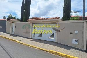 Casa Completa com Piscina Aquecida e Vista Panorâmica